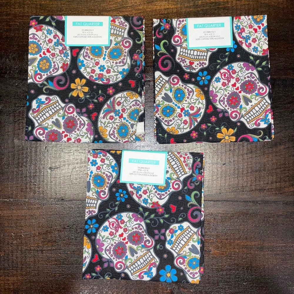 3 David Textiles Fabric‎ Day of the Dead Skull Glitter Cotton Fat Quarter 18x21